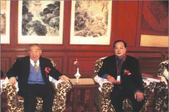 全國(guó)人大副委員(yuán)長(cháng)布赫親切接見(jiàn)劉希山教授